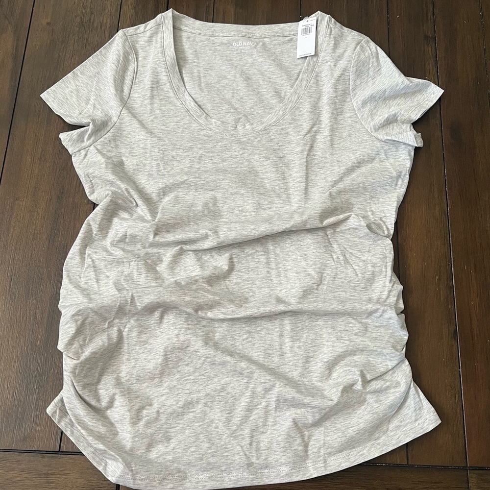 Old Navy Maternity Tee